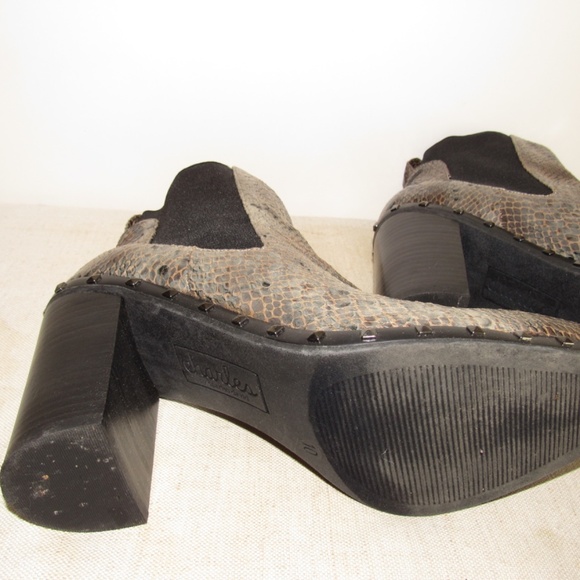 Charles by Charles David Faux Leather Bootie SZ 10 Block Heel - Picture 4 of 7